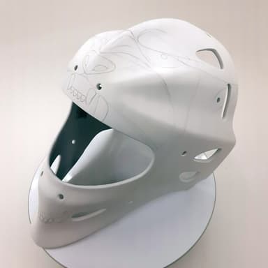 White Panter helma 3